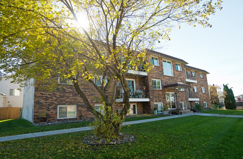 Spring Lake Park Apartments Exterior Spring Lake Park Apartments Exterior