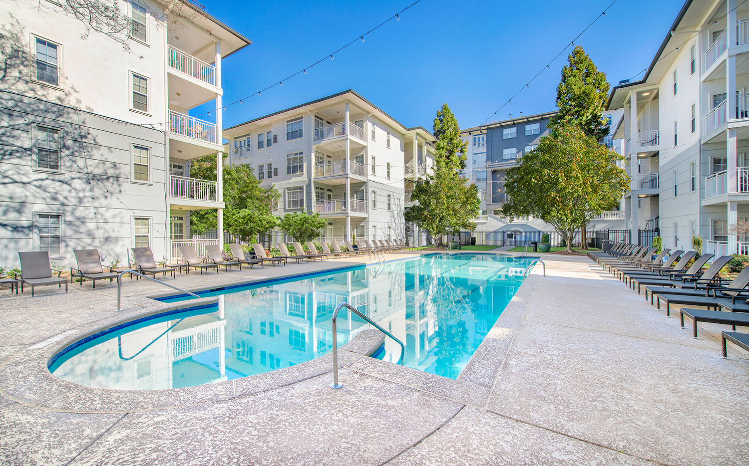 the swimming pool at the preserve at polk apartments