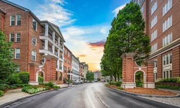 4403 Northside Pkwy. Studio-4 Beds Apartment for Rent - Photo Gallery 6