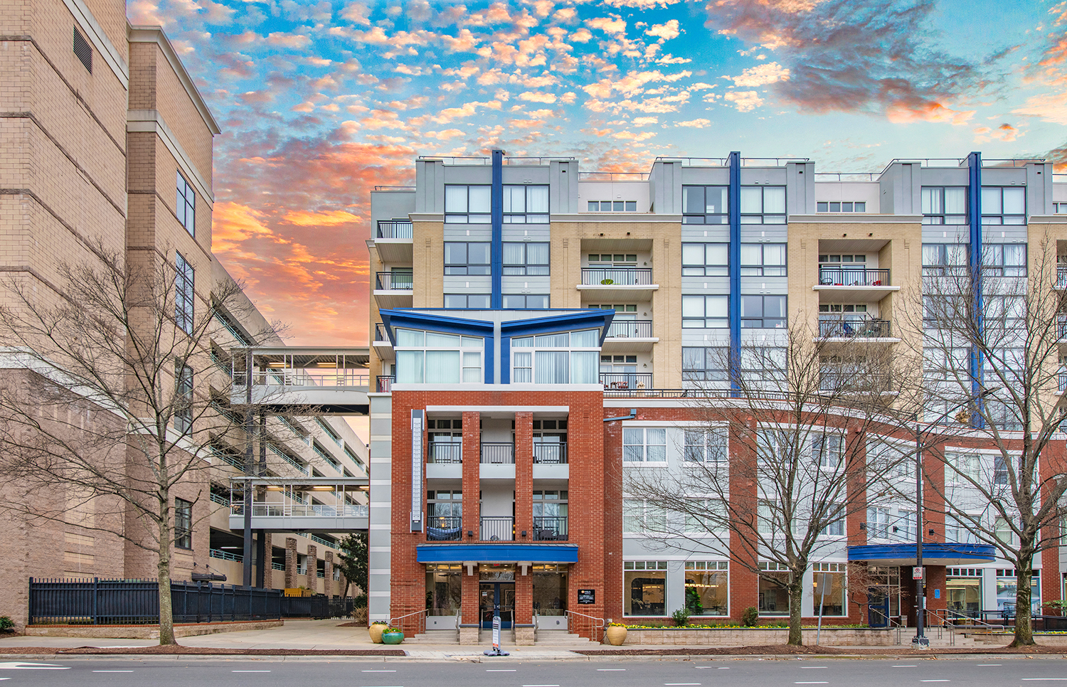 the building in which the hotel is located