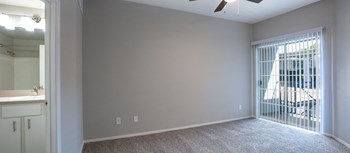 2800 Cole Avenue Studio-2 Beds Apartment for Rent - Photo Gallery 8