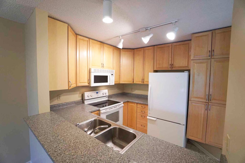 7602 York Kitchen, Edina, Minnesota