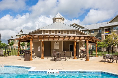 the pool pavilion at the resort at governors crossing
