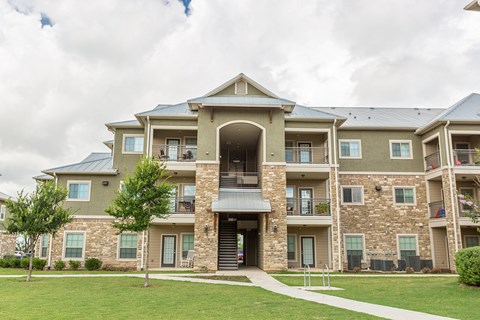 the outlook of our building at our apartments in grapevine