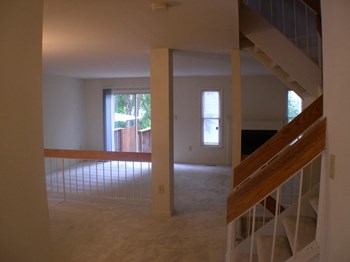 2953-2975 Preston Heights Court 3-4 Beds Apartment for Rent - Photo Gallery 3