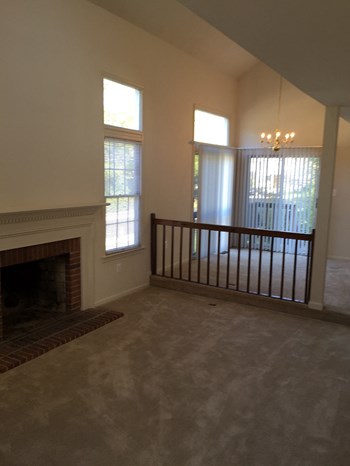 8408 Hollis Lane 4 Beds House for Rent - Photo Gallery 2