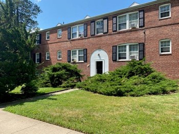 1200 N Kensington Street 1 Bed Apartment for Rent