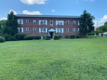 5700 Washington Blvd 1-2 Beds Apartment for Rent