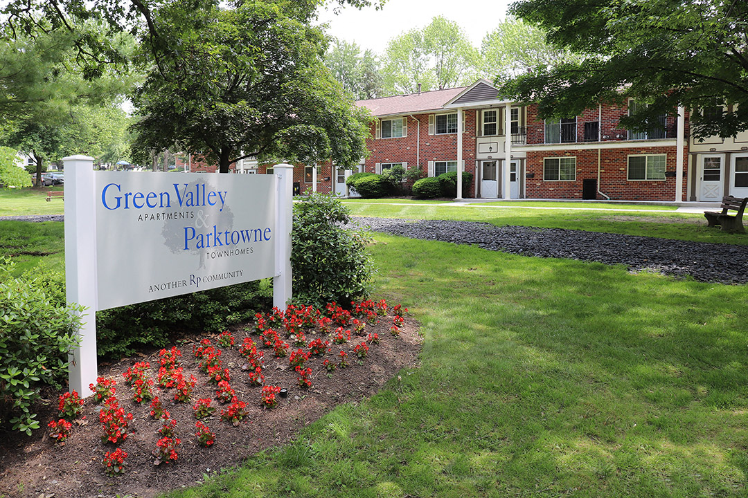 Budget Store And Lock 2044 Milford Lowest Rates Selfstorage Com