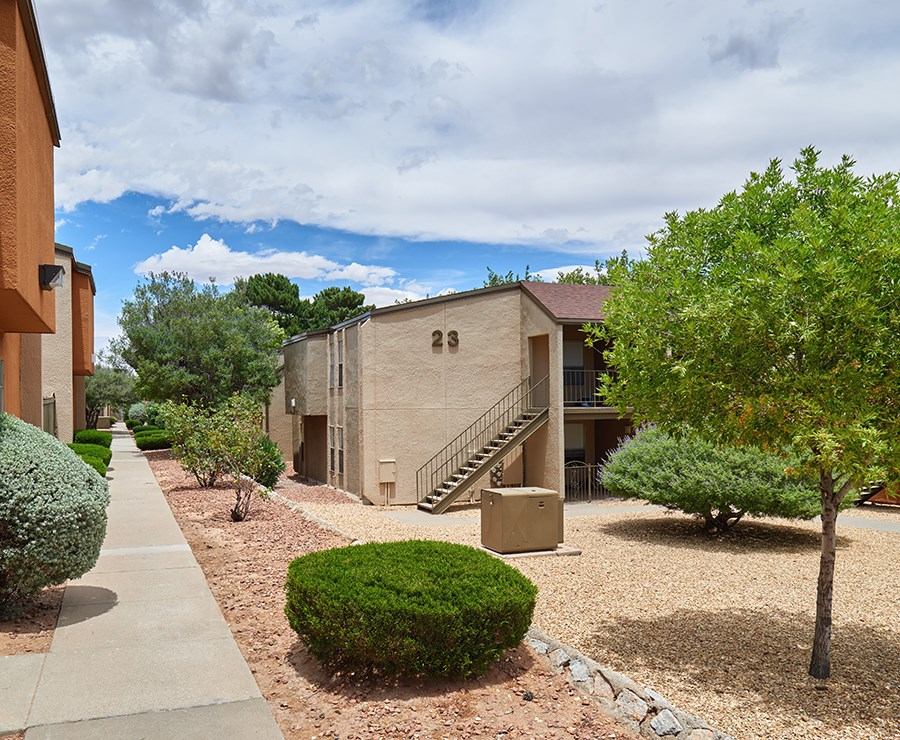 BUTTERFIELD TRAIL Apartments, 10330 N Gateway Blvd., El Paso, TX RENTCafé