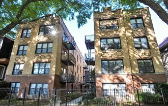 4226-30 N. Whipple St. 2-3 Beds Apartment for Rent