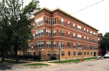 4654-56 N. Monticello Ave. 1-3 Beds Apartment for Rent - Photo Gallery 1