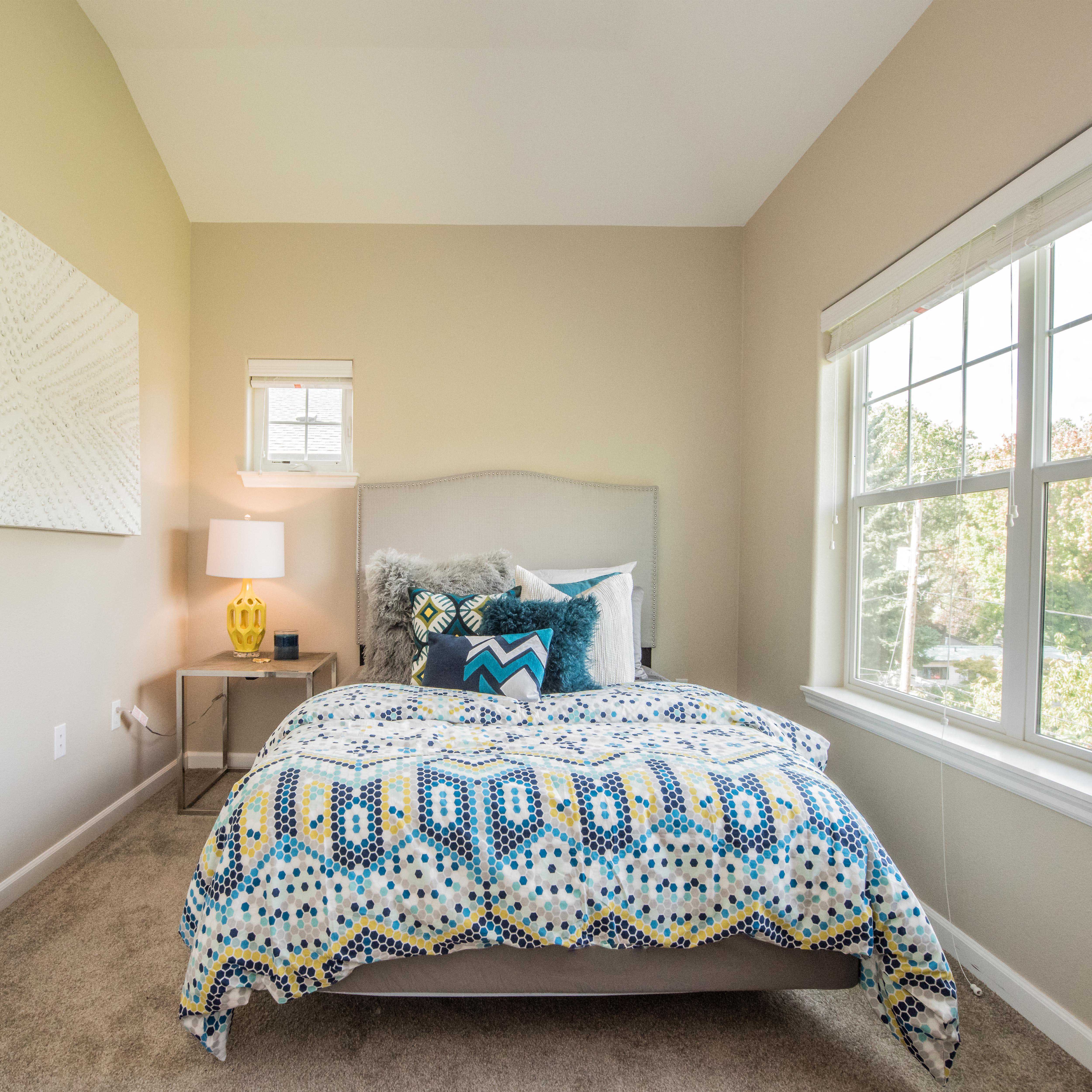 Latitude Townhomes And Apartments