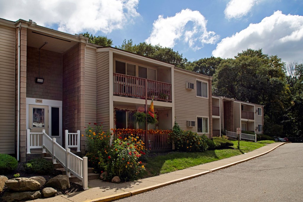 our apartments are conveniently located on the side of the street