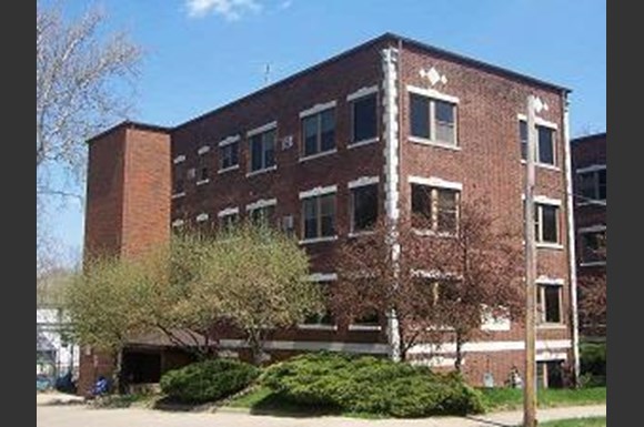 Rosaline Apartments 509 Crosby St Akron Oh Rentcafe
