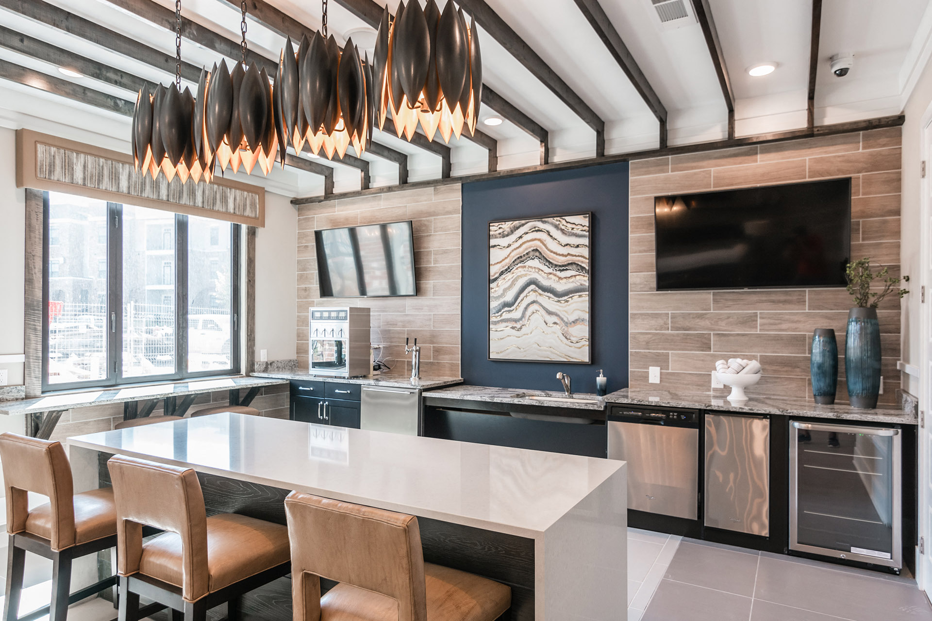 Vintage Foxland model unit.