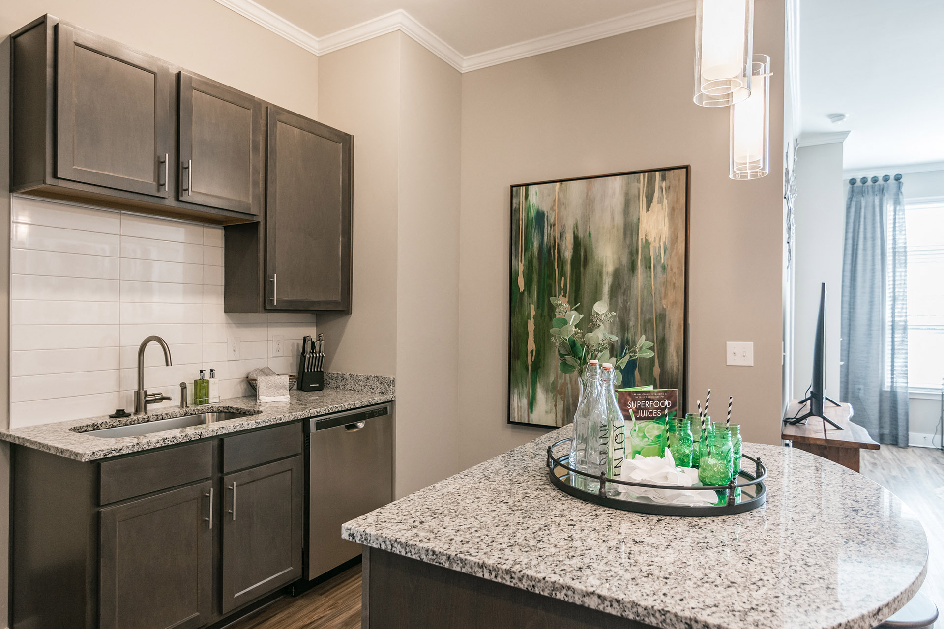 Vintage Foxland model unit.