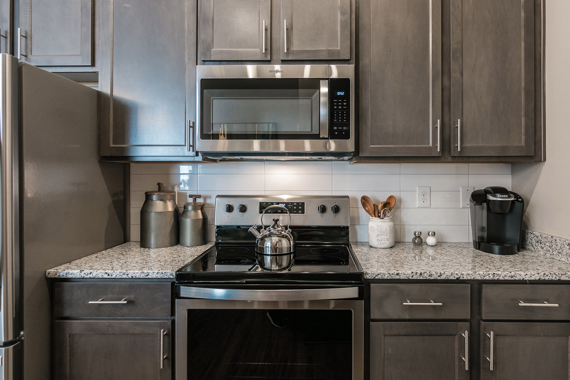 Vintage Foxland model unit.