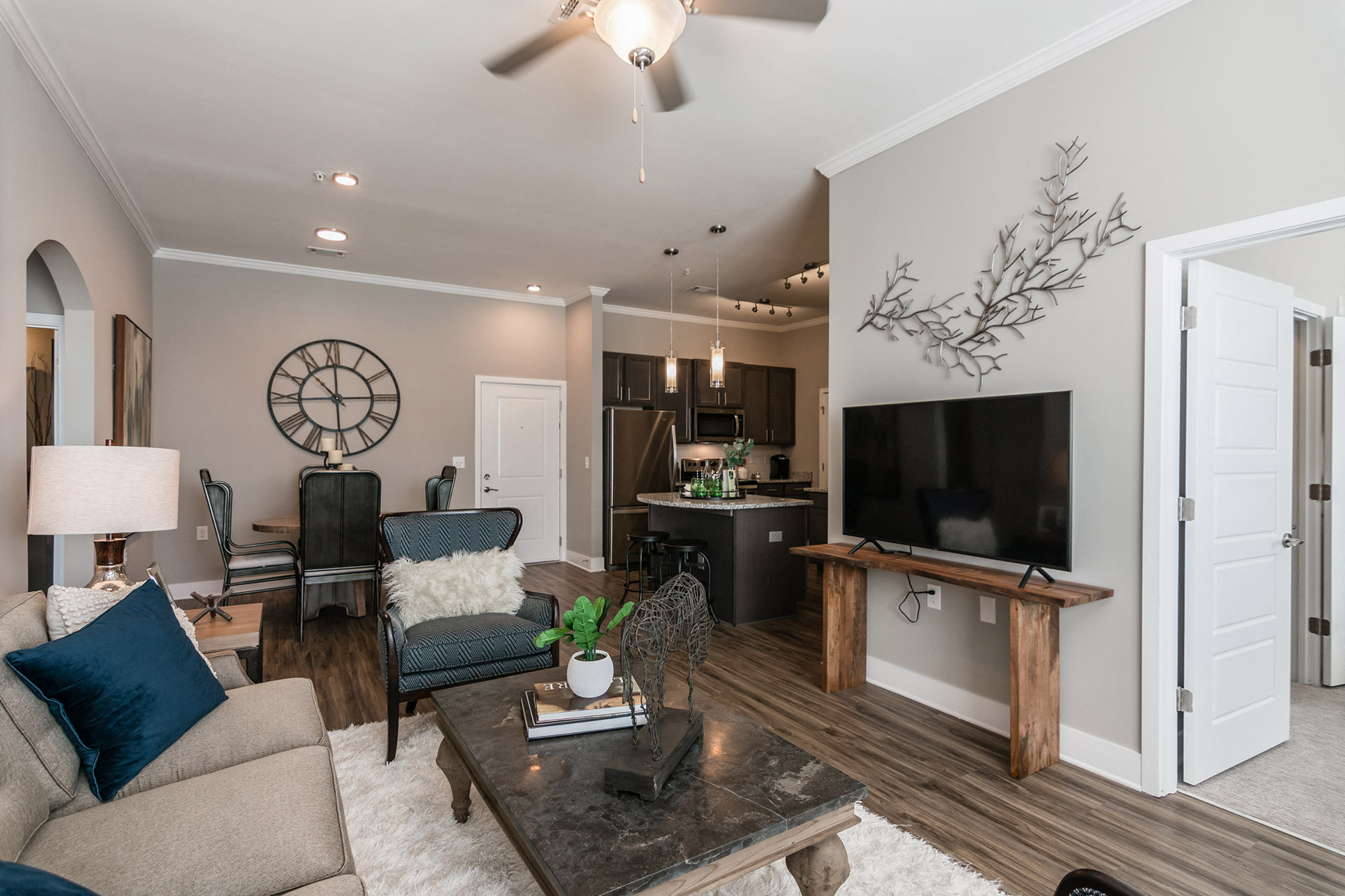 Vintage Foxland model unit.