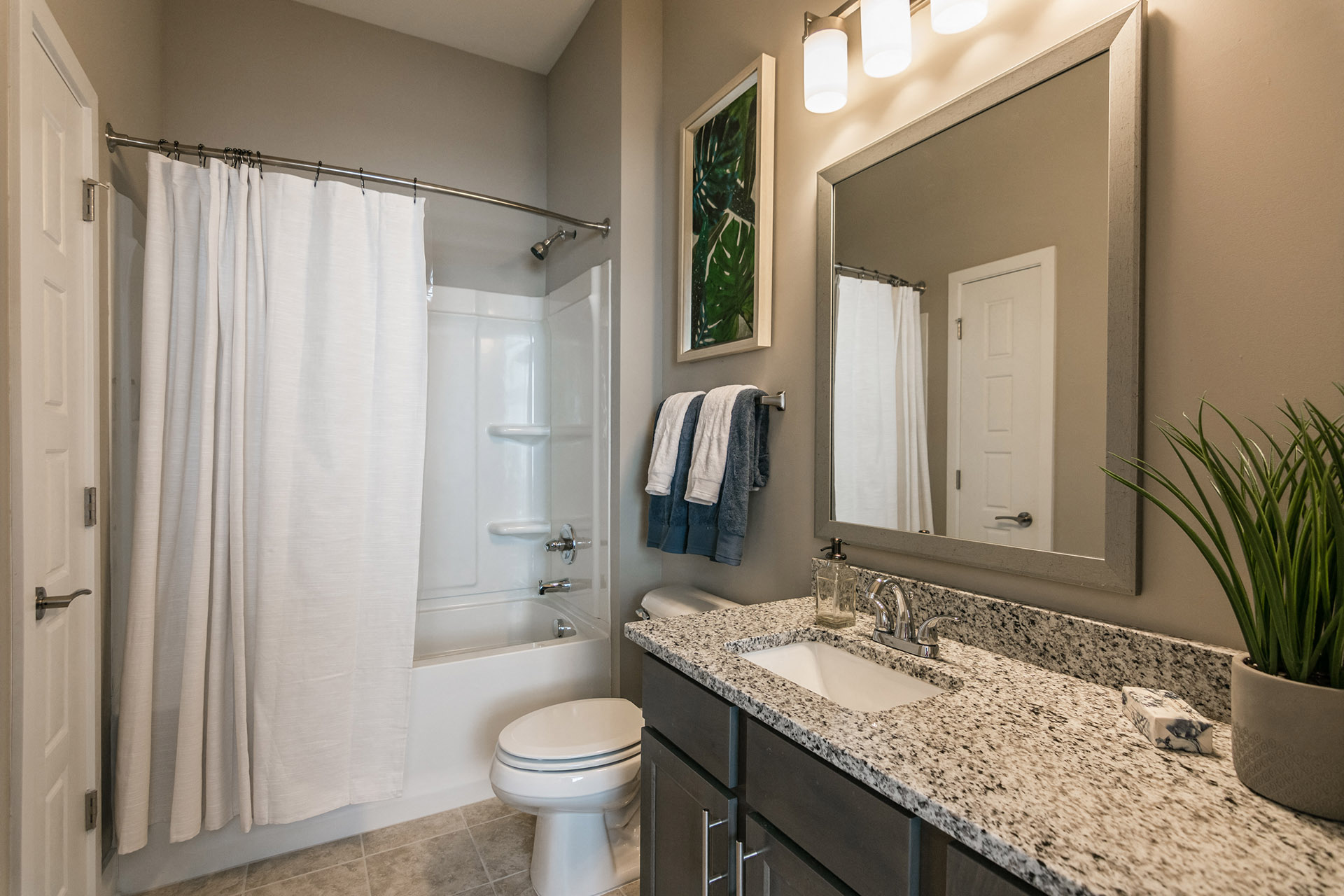 Vintage Foxland model unit.