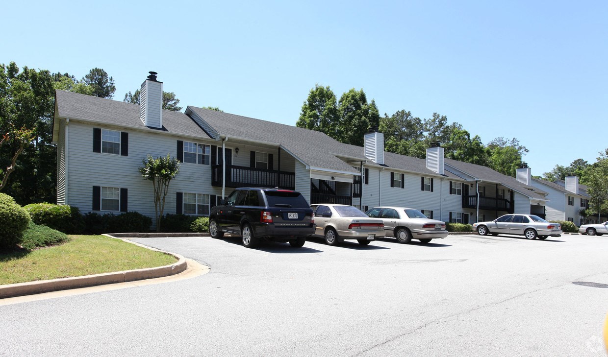 Level at Tall Oaks Apartments, 348 Tall Oaks Dr, Conyers, GA RENTCafé