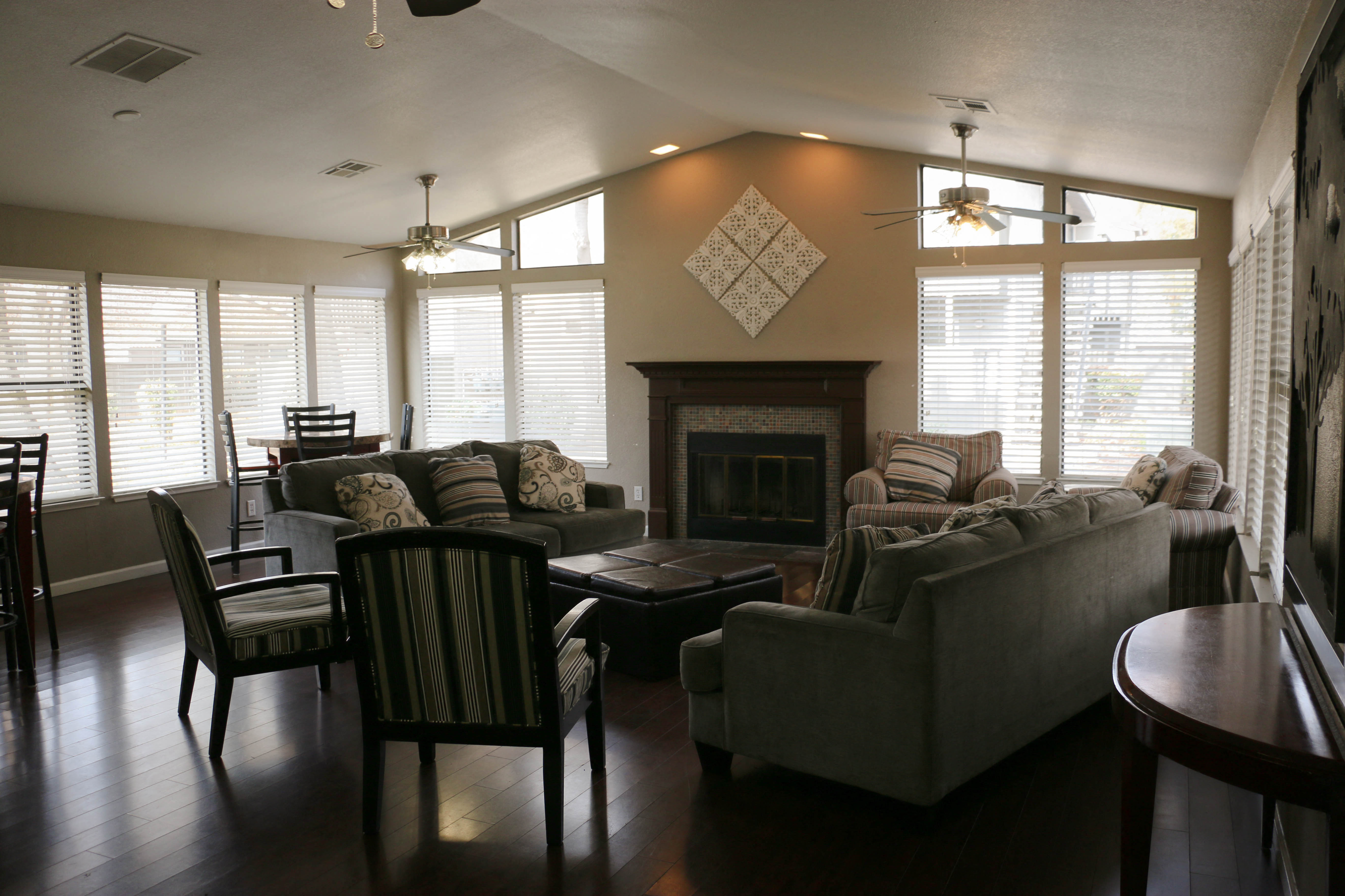 Oak Park | Turlock| Apartments | Office