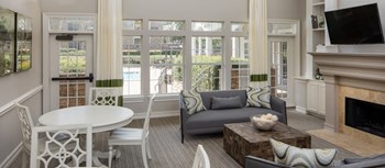 2400 Barrett Creek Boulevard 1-3 Beds Apartment for Rent - Photo Gallery 4