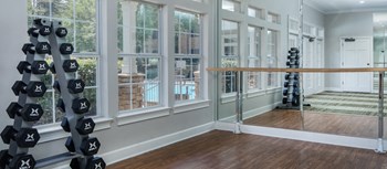 2400 Barrett Creek Boulevard 1-3 Beds Apartment for Rent - Photo Gallery 7