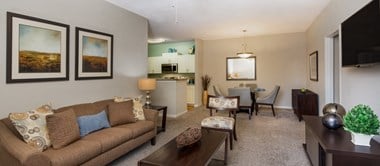 2400 Barrett Creek Boulevard 1-3 Beds Apartment for Rent - Photo Gallery 1