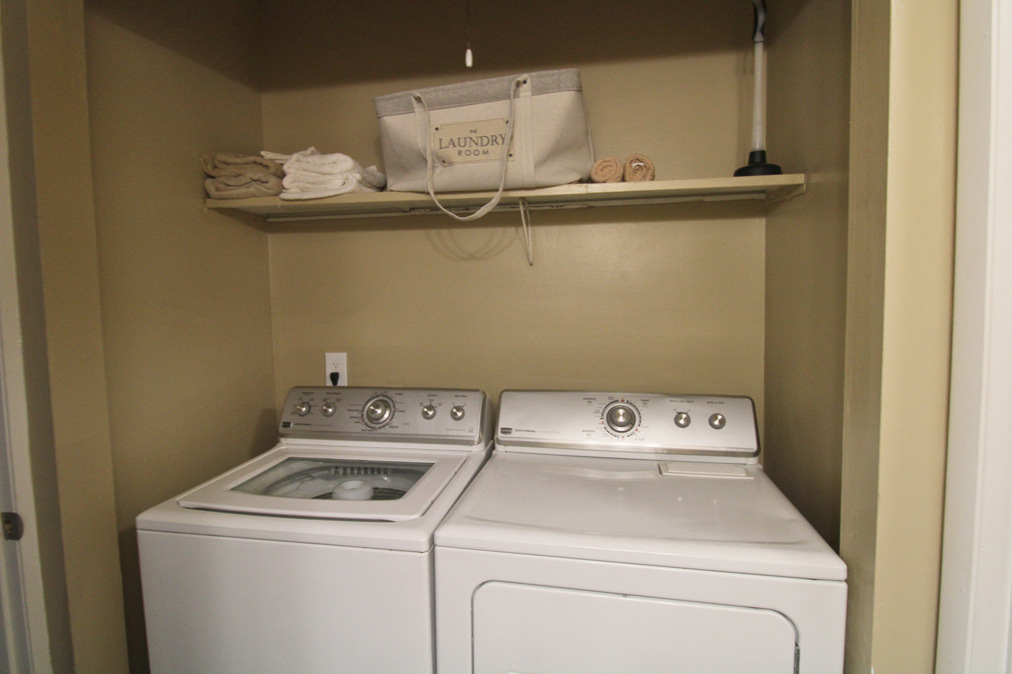Fieldcrest Apartments Dothan, AL Laundry Area