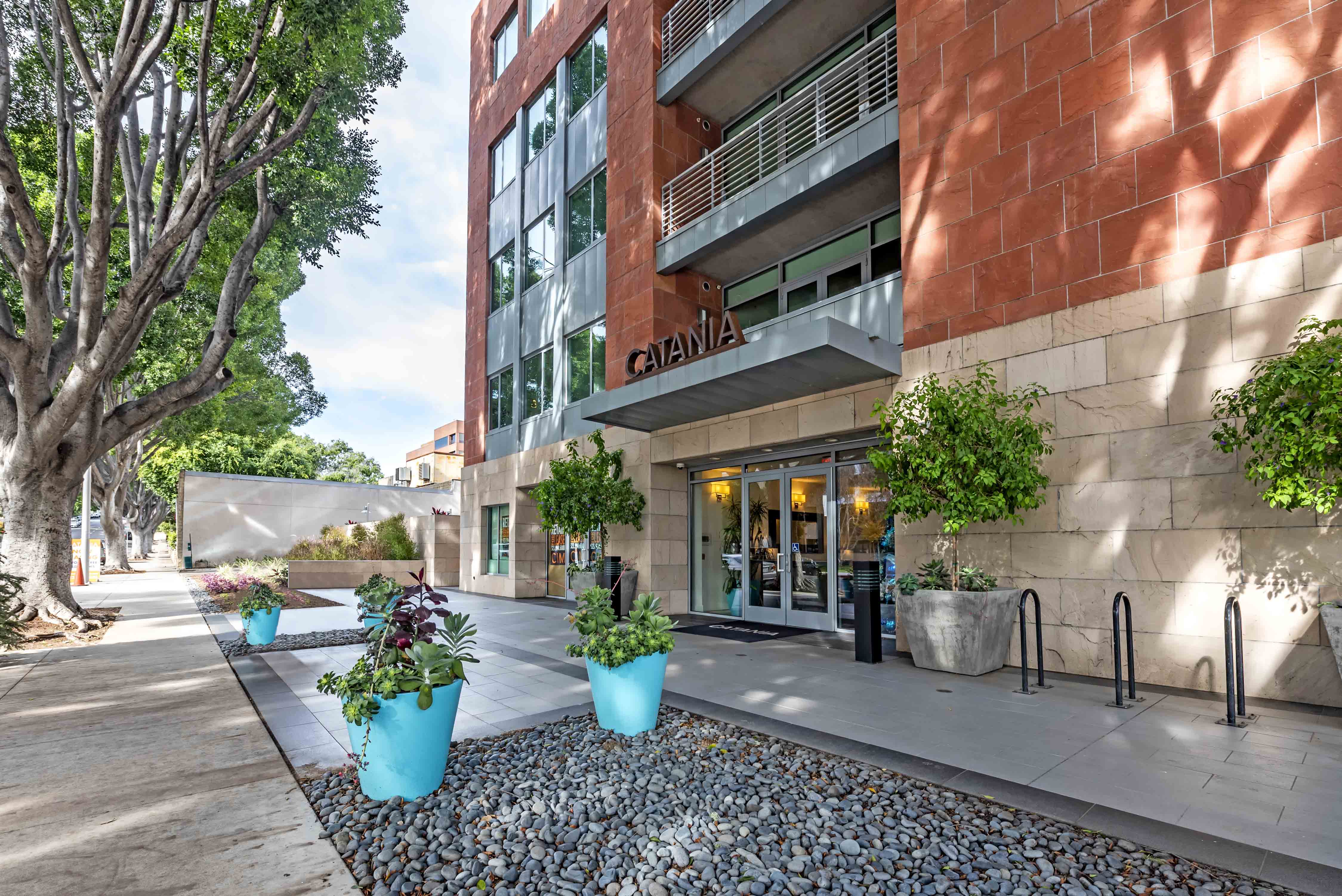 Catania Apartments in PASADENA, CA