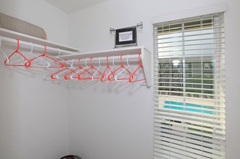 15330 Ella Blvd 1-2 Beds Apartment for Rent - Photo Gallery 3