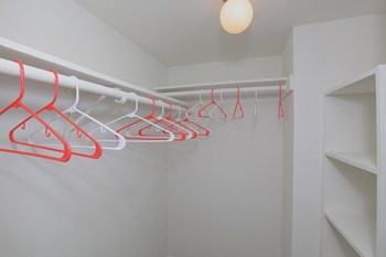 15330 Ella Blvd 1-2 Beds Apartment for Rent - Photo Gallery 4