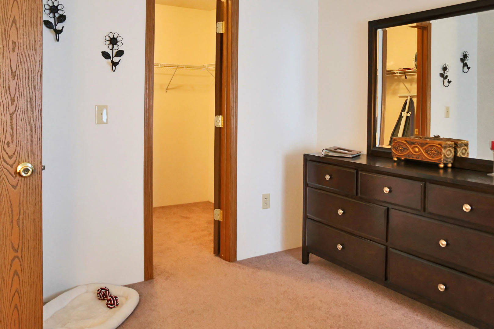 master bedroom closet  at Breckenridge Estates Apartments in Lawrenceburg, KY