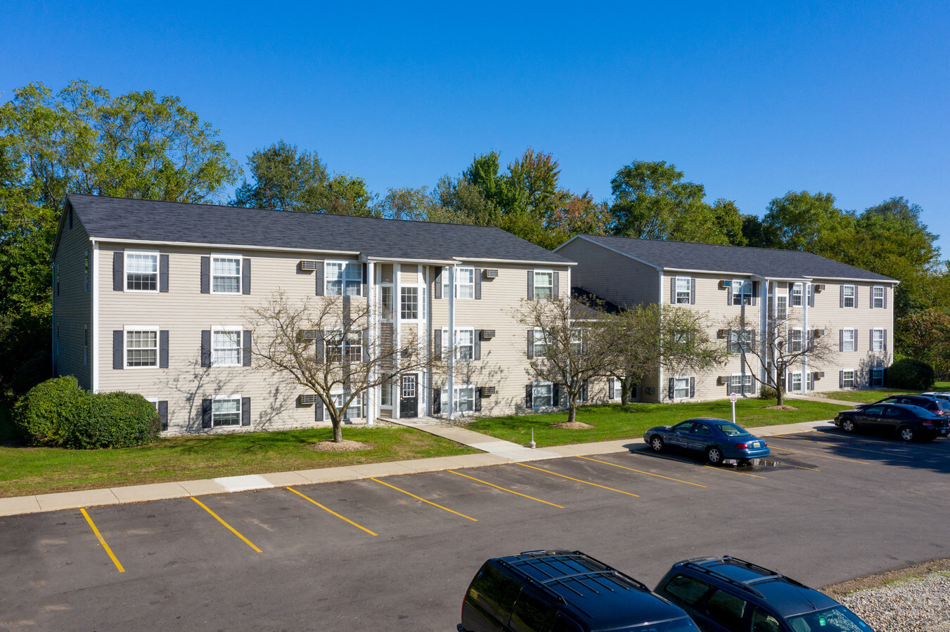 Photos and Video of Loomis Estates Apartments in Coldwater, MI