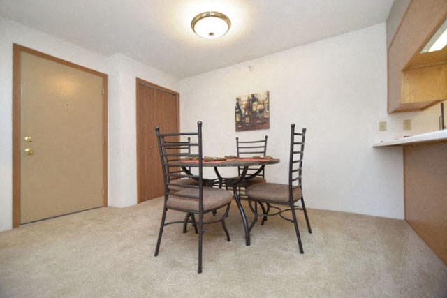 Dining Area at Vail Estates Apartments 2100 S Richland Creek Dr, Princeton, IN 47670