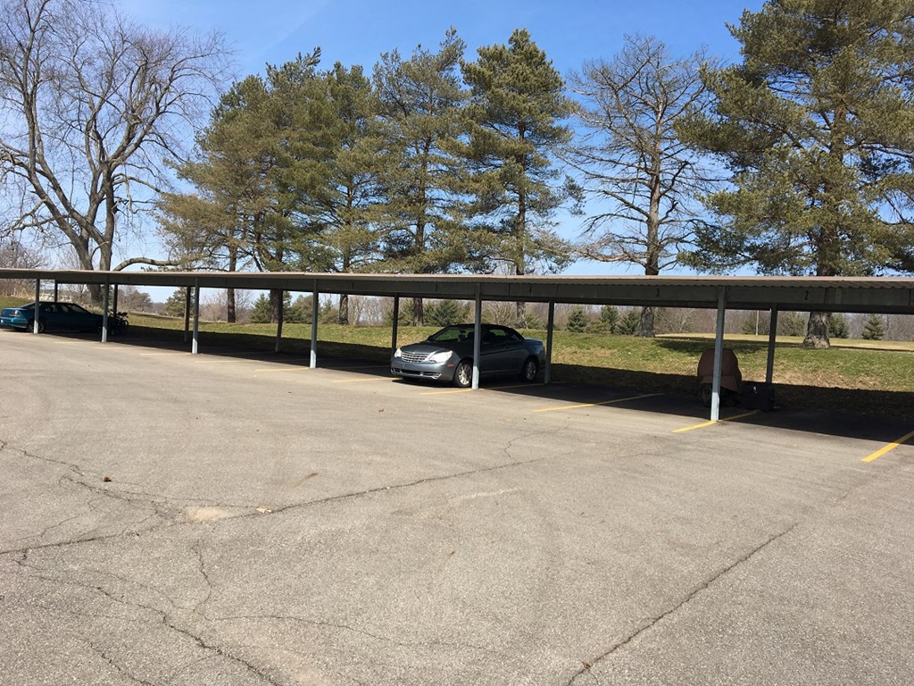 360 W. Woodlawn Ave, Hastings, MI 49058