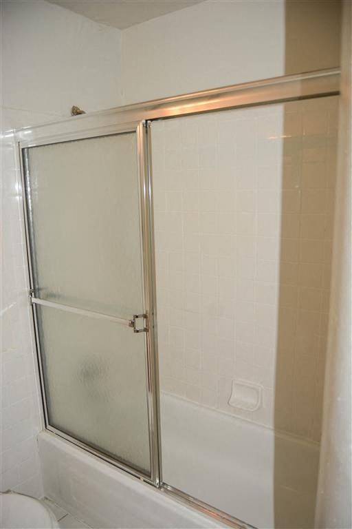 Glass Enclosed Tub at Brookwood at Holbrook, New York