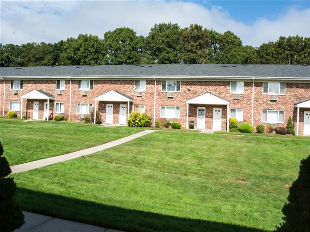 Lush Green Space at Brookwood at Holbrook, Holbrook, NY, 11741