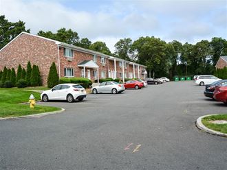 835 Broadway Avenue 1-2 Beds Apartment for Rent - Photo Gallery 4