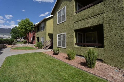 535 S. Mesa Hills Dr. El Paso, TX 79912