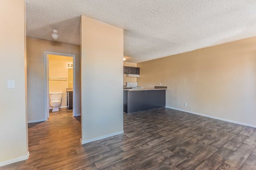 living area - Photo Gallery