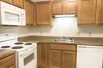 kitchen with updated style at stonehenge gates apartments