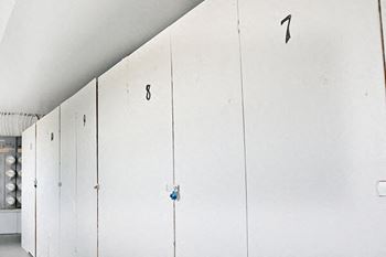 extra storage options at Fountain Pointe apartments