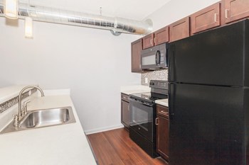941 Jefferson Street 1-3 Beds Apartment for Rent - Photo Gallery 37