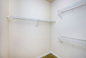 Versant Place Apartments spacious walk-in closets