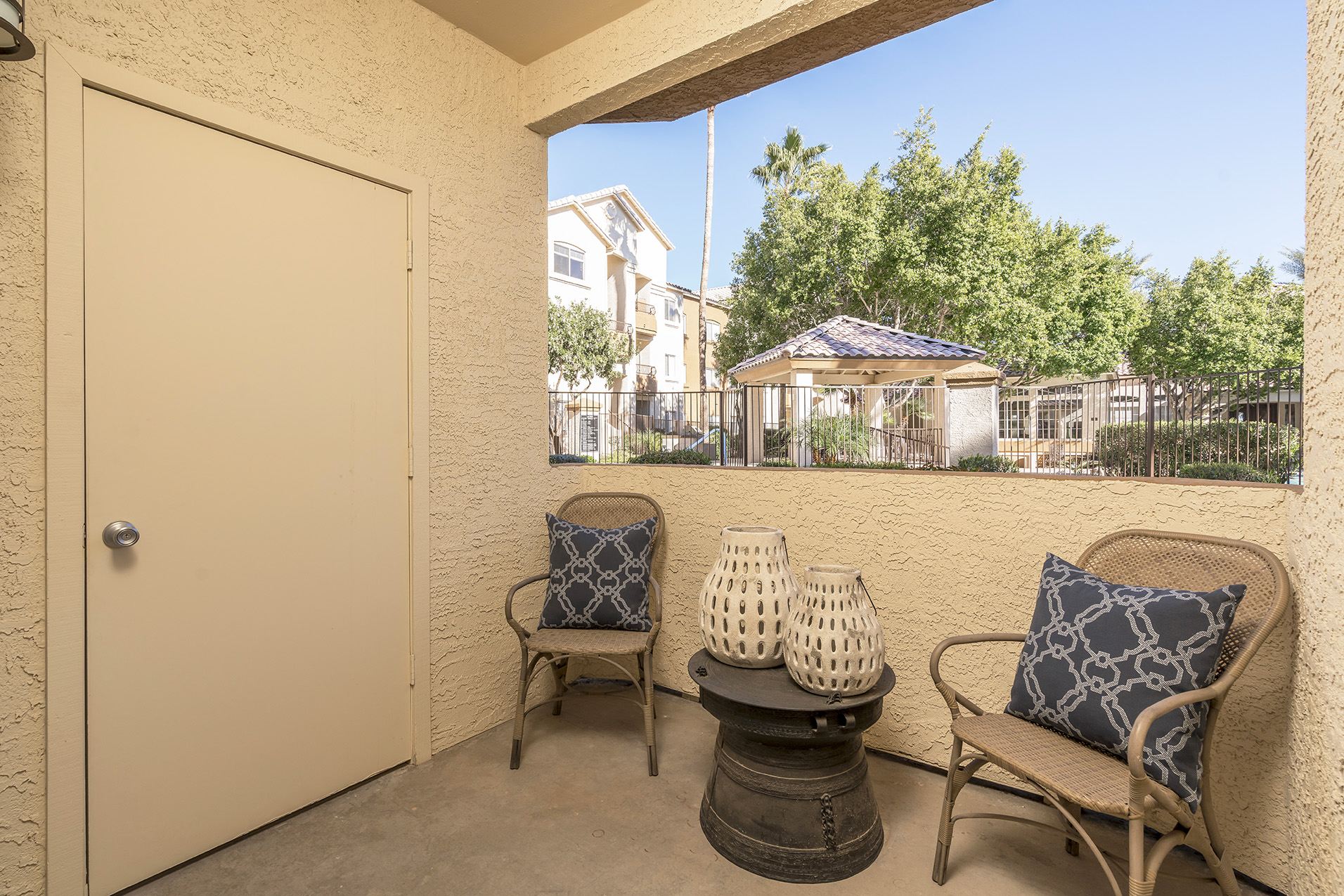 Sonterra Apartments at Paradise Valley - Private balcony views