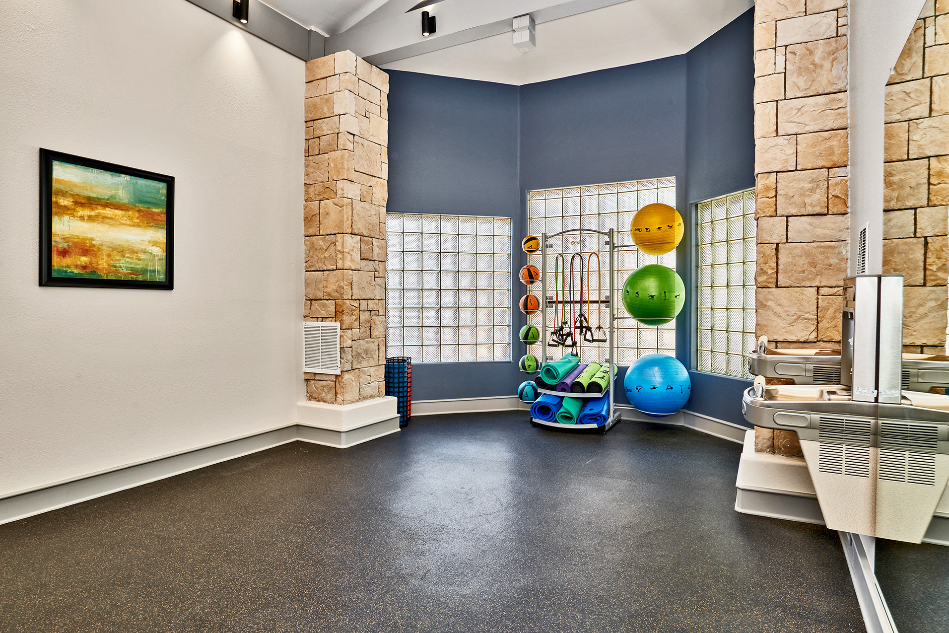 Grand Centennial - Yoga/stretching room