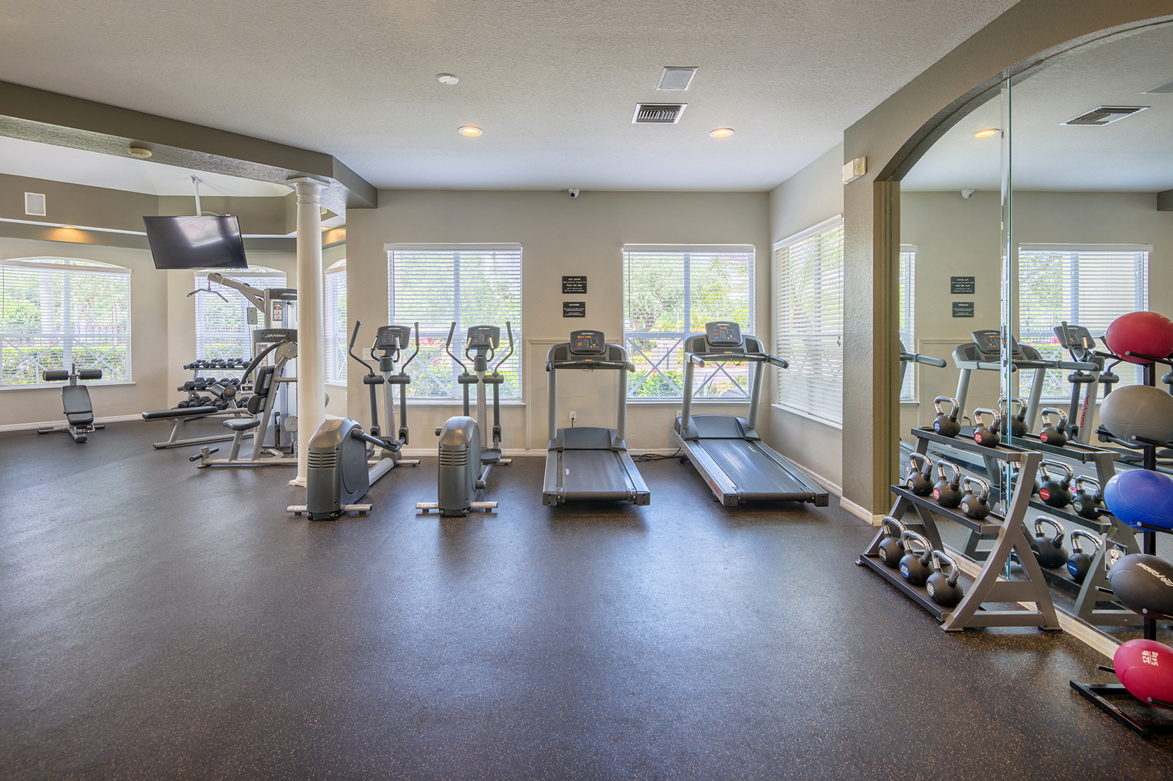 Park Del Mar Apartments state-of-the-art fitness center