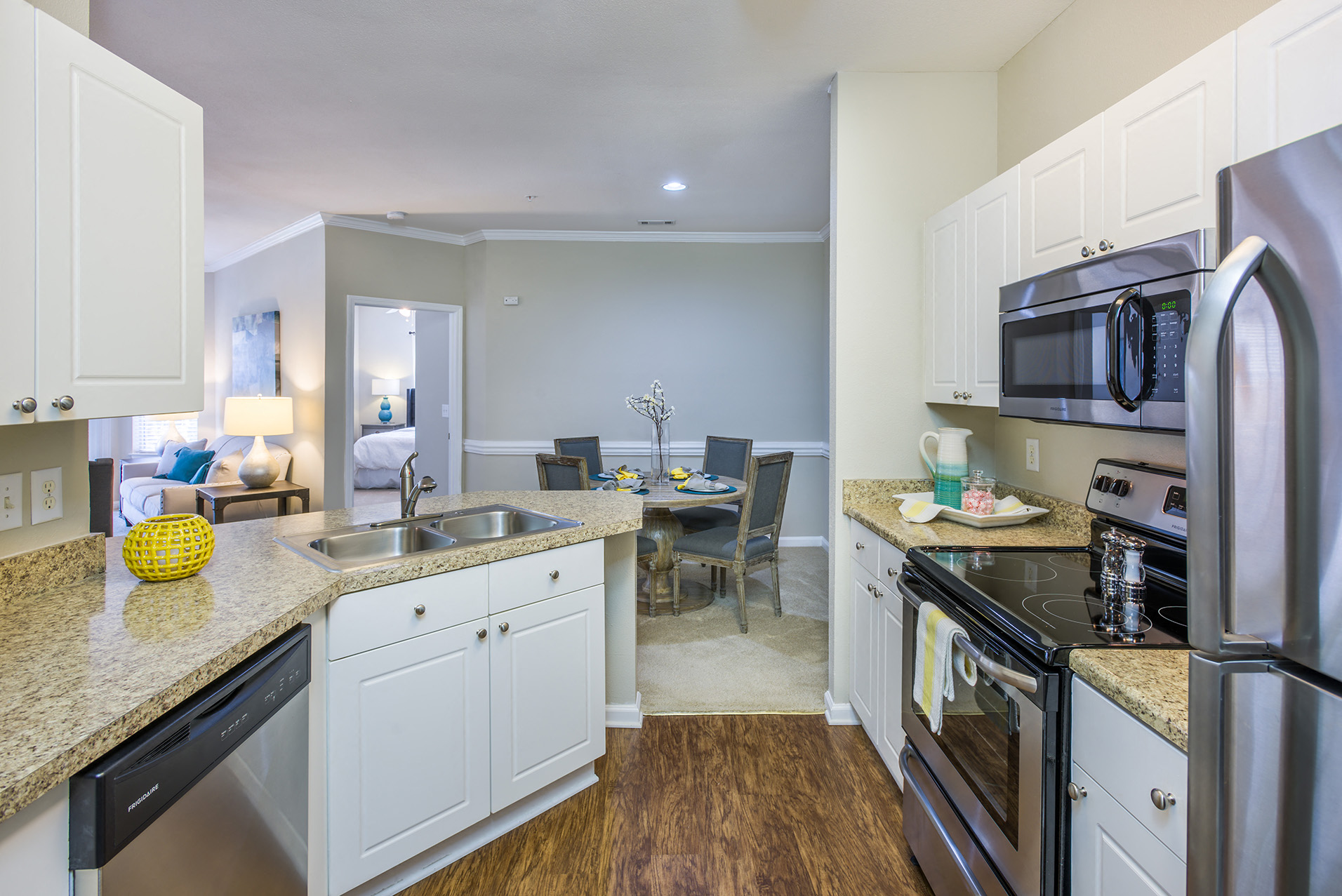 Cheswyck At Ballantyne Apartments, 14360 Wynhollow Downs Ln, Charlotte